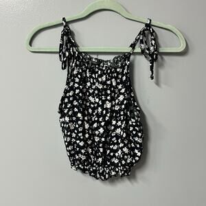 black and white floral smocked top tied shoulder straps‎ brandy melville summer